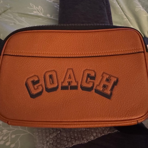 Coach Accessories - Brand new Coach Graham crossbody